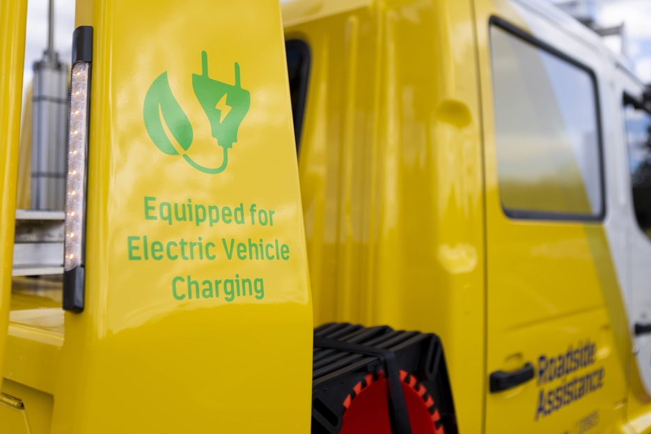 RACQ transforms with mobile EV chargers on board