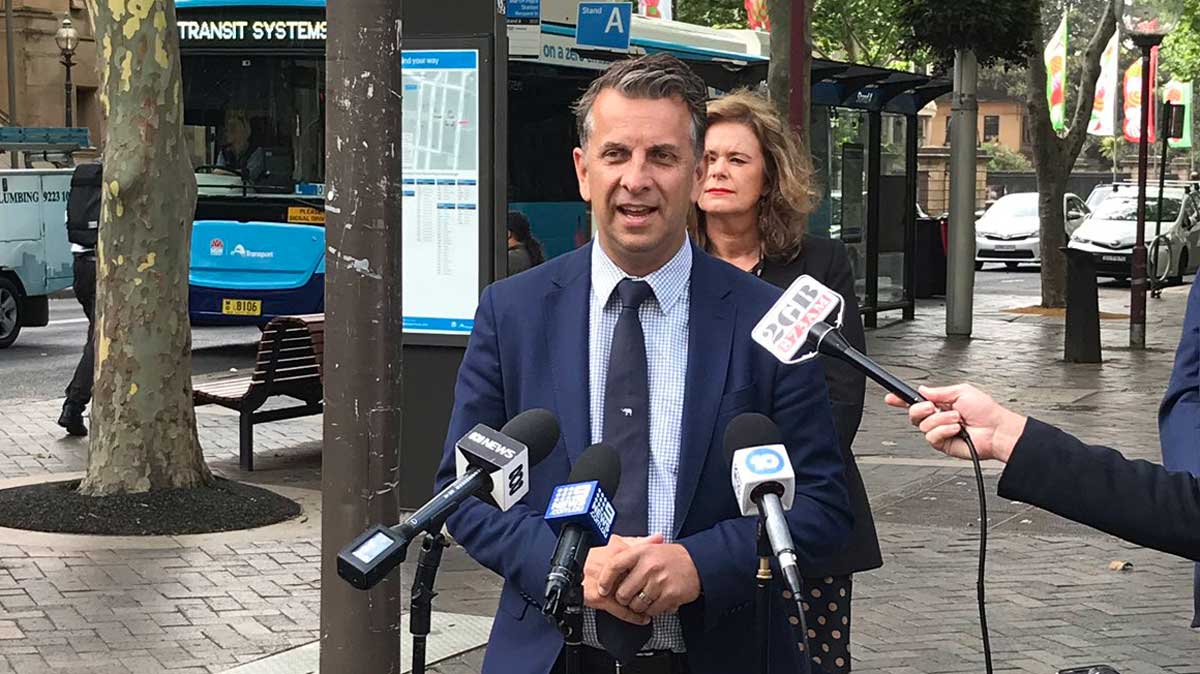 NSW transport minister pushes federal government to implement EVs to their fleet