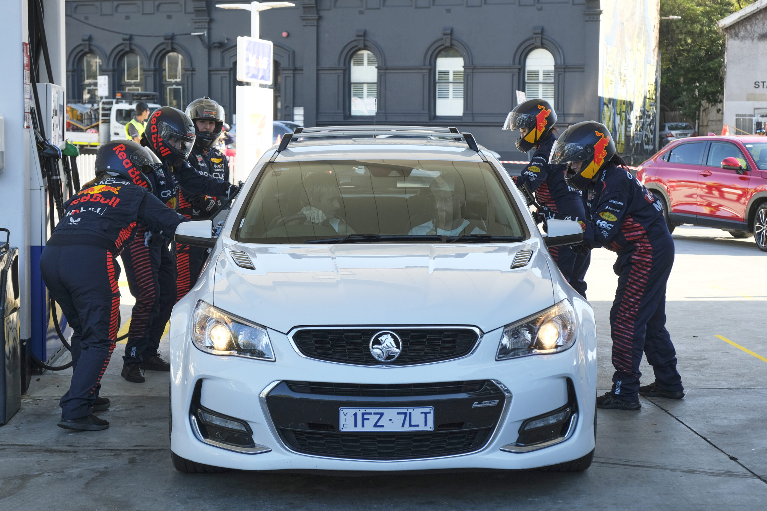 Thrilling Pitstop Experience Revs Up Melbourne’s Racing Week