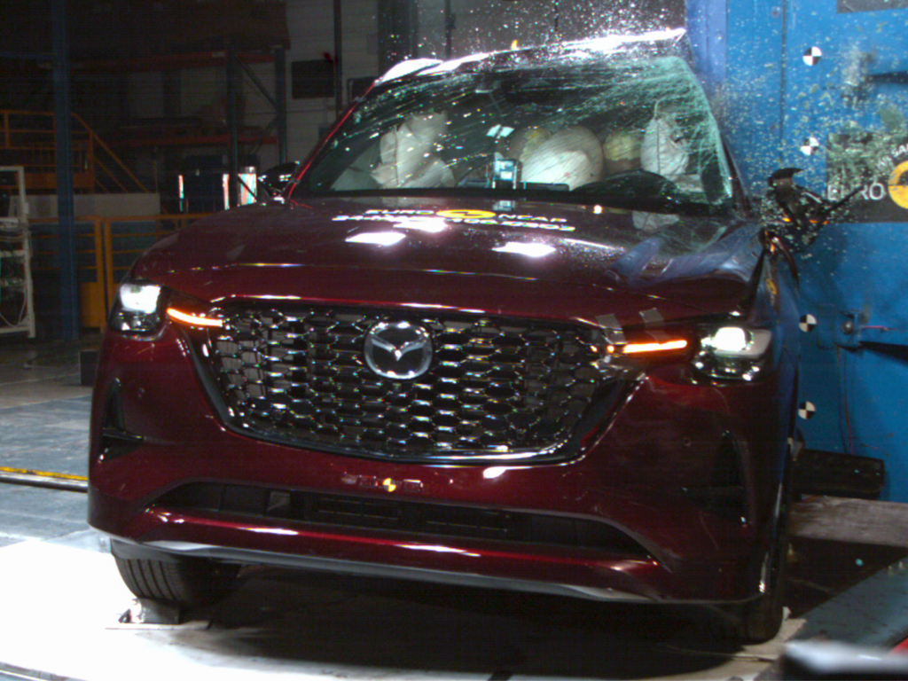 Mazda CX-80 Earns Top Safety Rating