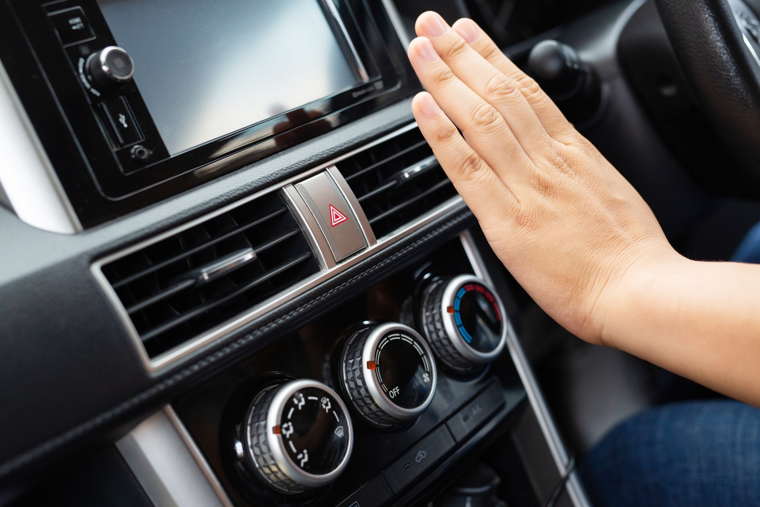 Singapore enforces stricter rules on vehicle air-conditioning